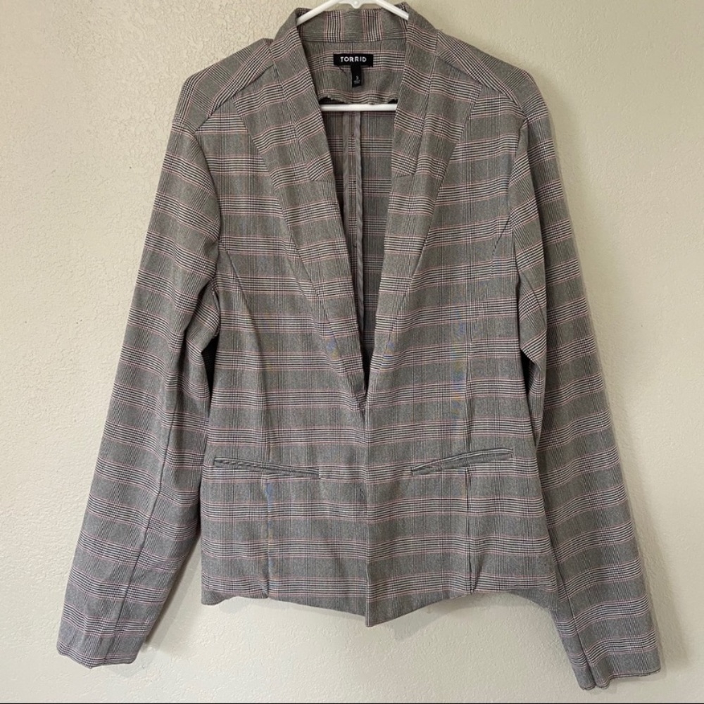 TORRID Long Sleeve Glen Plaid Blazer